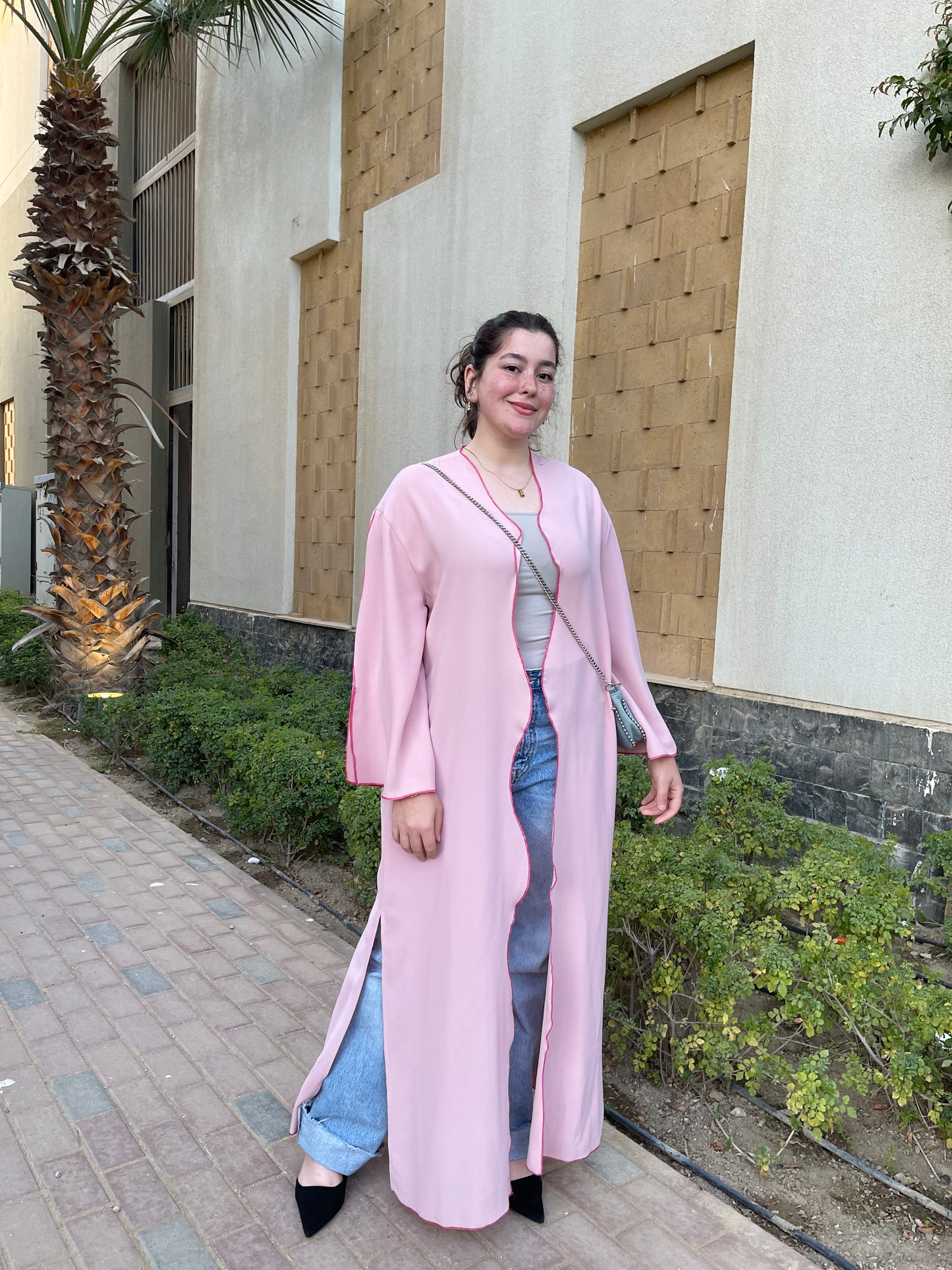 Waves Pink Abaya